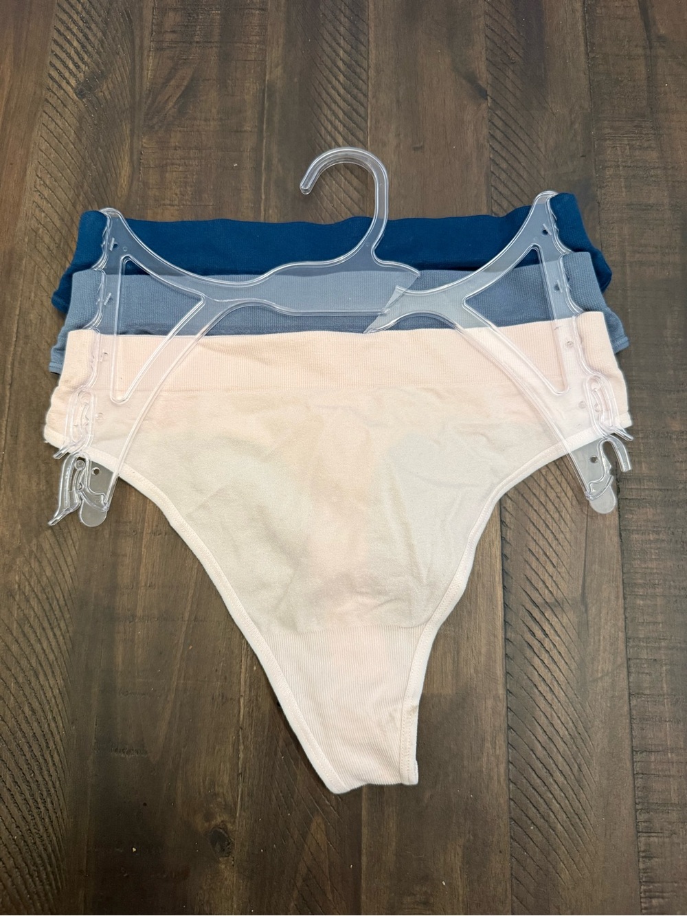 Nordstrom 3-Pack Seamless thongs